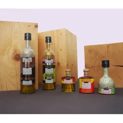 Fabrique de Styles Empilable magnum sel, vinaigre balsamique, huile d'olive à la truffe.* Condiments Et Épices